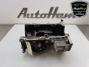 Begagnade Oljetråg Nissan Qashqai (J11) 1.2 DIG-T 16V Pris € 40,00 Marginaltabell erbjuds av AutoHam