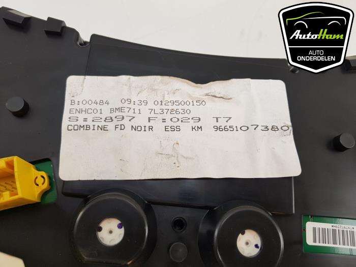 Instrumentpanel från en Peugeot 308 (4A/C) 1.6 VTI 16V 2008