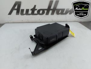 Begagnade CD-växlare Porsche Cayenne (9PA) 4.5 V8 32V Turbo Pris € 95,00 Marginaltabell erbjuds av AutoHam