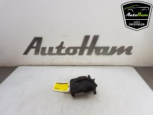 Begagnade Främre bromsok, höger Mercedes Citan (415.6) 1.5 109 CDI Pris € 50,00 Marginaltabell erbjuds av AutoHam