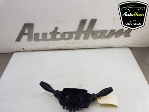Gebruikte Combischakelaar Stuurkolom Ford Fiesta 6 (JA8) 1.0 Ti-VCT 12V 65 Prijs € 30,00 Margeregeling aangeboden door AutoHam