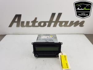 Begagnade Radio Volkswagen Golf VI (5K1) 1.4 TSI 122 16V Pris € 30,00 Marginaltabell erbjuds av AutoHam