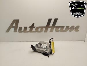 Używane Tuner TV BMW 5 serie (F10) 550i xDrive V8 32V TwinPower Turbo Cena € 300,00 Procedura marży oferowane przez AutoHam