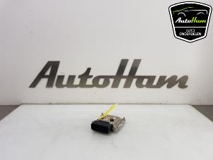 Gebruikte Adblue Computer Mercedes S (222.0/222.1) 3.0 S-350 BlueTEC, S-350d 24V Prijs € 75,00 Margeregeling aangeboden door AutoHam