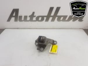 Używane Wspornik skrzyni biegów Renault Kadjar (RFEH) 1.6 dCi Cena € 25,00 Procedura marży oferowane przez AutoHam