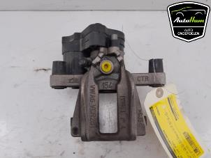 Używane Zacisk hamulcowy lewy tyl Audi A3 Sportback (8YA) 1.0 30 TFSI 12V Mild hybrid Cena € 65,00 Procedura marży oferowane przez AutoHam