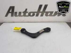 Gebruikte Reactiestang rechts-achter Kia Ceed Sportswagon (CDF) 1.0i T-GDi 12V Prijs € 40,00 Margeregeling aangeboden door AutoHam