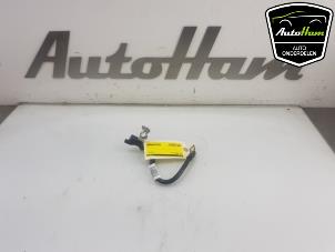 Begagnade Batterisensor Seat Ibiza V (KJB) 1.0 TSI 12V Pris € 25,00 Marginaltabell erbjuds av AutoHam