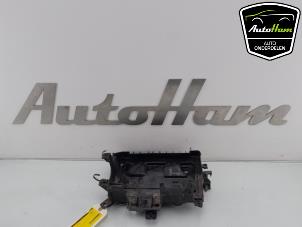 Gebruikte Accubak Opel Corsa D 1.3 CDTi 16V ecoFLEX Prijs € 20,00 Margeregeling aangeboden door AutoHam