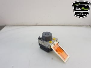 Używane Pompa ABS Dacia Logan MCV II/Sandero Wagon (7S) 0.9 TCE 12V Cena € 35,00 Procedura marży oferowane przez AutoHam