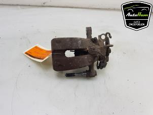 Używane Zacisk hamulcowy lewy tyl Alfa Romeo MiTo (955) 1.3 JTDm 16V Eco Cena € 40,00 Procedura marży oferowane przez AutoHam