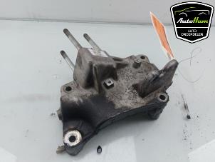 Używane Wspornik silnika Fiat Doblo Cargo (263) 1.3 D Multijet Cena € 25,00 Procedura marży oferowane przez AutoHam