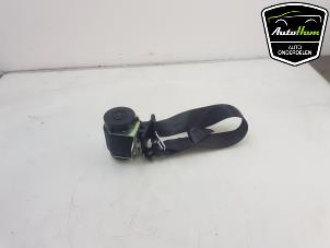 Begagnade Bakre säkerhetsbälte, vänster Fiat Punto Evo (199) 1.4 16V MultiAir Start&Stop Pris € 15,00 Marginaltabell erbjuds av AutoHam