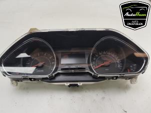 Begagnade Instrumentpanel Peugeot 208 I (CA/CC/CK/CL) 1.2 Vti 12V PureTech 82 Pris € 70,00 Marginaltabell erbjuds av AutoHam