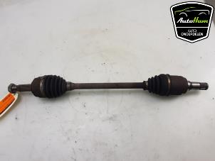 Begagnade Drivaxel, vänster fram Mitsubishi Space Star (A0) 1.0 12V Pris € 45,00 Marginaltabell erbjuds av AutoHam