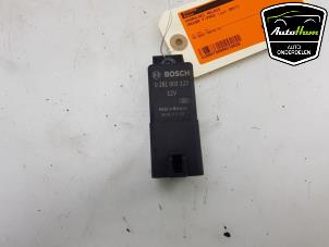 Begagnade Glödstiftsrelä Jaguar F-Pace 3.0 D 24V AWD Pris € 25,00 Marginaltabell erbjuds av AutoHam