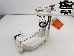 Gebruikte Brandstofpomp Elektrisch Suzuki Celerio (LF) 1.0 12V Dualjet Prijs € 30,00 Margeregeling aangeboden door AutoHam