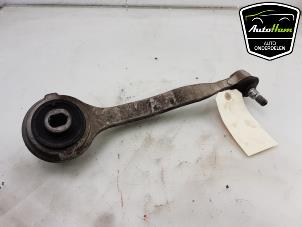 Gebruikte Draagarm links-voor Mercedes E (R207) E-350 CDI V6 24V Prijs € 35,00 Margeregeling aangeboden door AutoHam