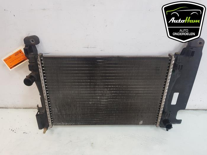 Radiateur van een Fiat Punto Evo (199) 1.2 Euro 4 2010