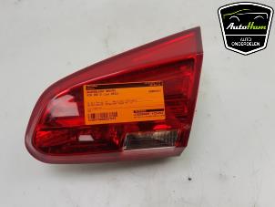 Begagnade Baklykta, höger Kia Cee'd (JDB5) 1.6 GDI 16V Pris € 100,00 Marginaltabell erbjuds av AutoHam