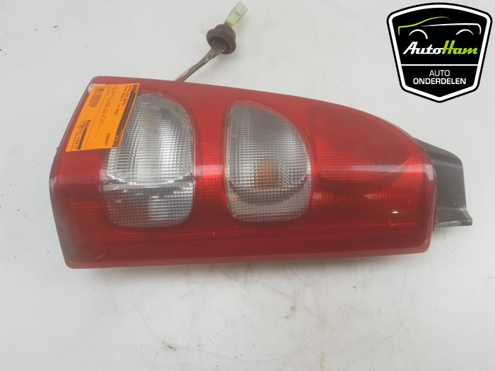 Achterlicht rechts van een Suzuki Wagon-R+ (RB) 1.3 16V 2002
