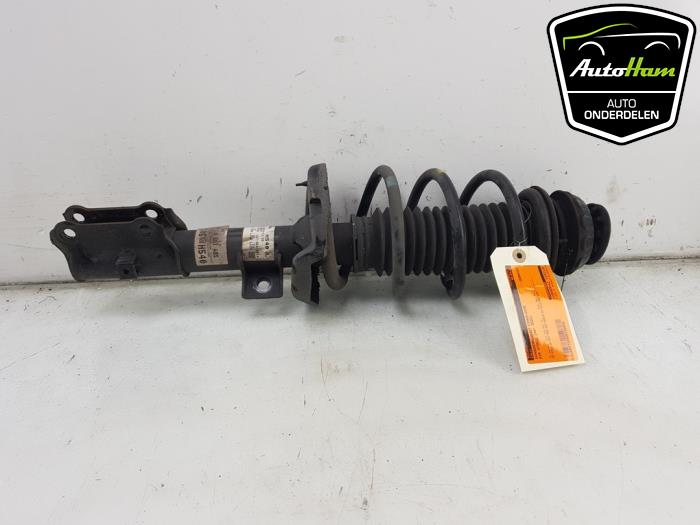 Stötdämpare, vänster fram från en Kia Stonic (YB) 1.0i T-GDi 12V 2020