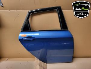 Begagnade Bakdörr, 4-dörrars, höger BMW 2 serie Active Tourer (F45) 220i 2.0 TwinPower Turbo 16V Pris € 395,00 Marginaltabell erbjuds av AutoHam