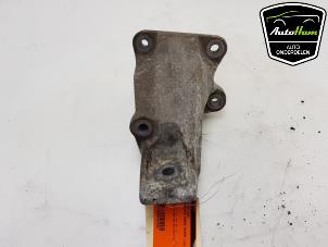 Begagnade Motorfäste Landrover Range Rover Sport (LW) 2.0 16V P400e Pris € 50,00 Marginaltabell erbjuds av AutoHam