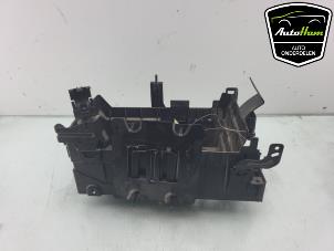 Gebruikte Accubak Opel Astra J Sports Tourer (PD8/PE8/PF8) 1.4 Turbo 16V Prijs € 10,00 Margeregeling aangeboden door AutoHam