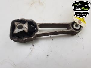 Begagnade Motorfäste Volvo S60 II (FS) 2.0 D3 20V Pris € 15,00 Marginaltabell erbjuds av AutoHam