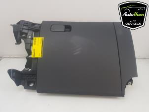 Begagnade Handskfack Volkswagen Up! (121) 1.0 MPI 12V Pris € 35,00 Marginaltabell erbjuds av AutoHam