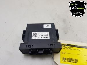 Gebruikte Gateway module Opel Insignia Sports Tourer 1.6 Turbo 16V 200 Prijs € 15,00 Margeregeling aangeboden door AutoHam