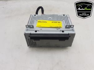 Gebruikte Bedieningspaneel Multi Media Ford Transit 2.0 TDCi 16V Eco Blue 130 RWD Prijs € 100,00 Margeregeling aangeboden door AutoHam