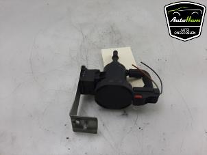 Begagnade Vakuumventil Mercedes GLA (156.9) 1.6 180 16V Pris € 20,00 Marginaltabell erbjuds av AutoHam