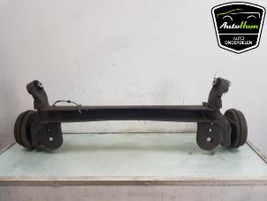 Begagnade Bakre drivaxel Ford Transit Courier 1.6 TDCi Pris € 195,00 Marginaltabell erbjuds av AutoHam