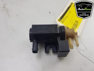 Begagnade Vakuumventil Mercedes GLA (156.9) 1.6 180 16V Pris € 10,00 Marginaltabell erbjuds av AutoHam