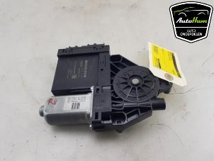 Gebruikte Motor electrisch raam Volvo XC90 II 2.0 D5 16V AWD Prijs € 50,00 Margeregeling aangeboden door AutoHam