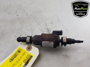 Begagnade Elektrisk bränslepump Volvo XC90 II 2.0 D5 16V AWD Pris € 25,00 Marginaltabell erbjuds av AutoHam