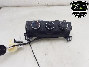 Używane Panel sterowania nagrzewnicy Toyota Yaris Cross (PB1/PJ1) 1.5 12V Cena € 75,00 Procedura marży oferowane przez AutoHam