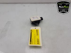 Begagnade ESP-dator Audi SQ5 (8RB) 3.0 TDI V6 24V Pris € 40,00 Marginaltabell erbjuds av AutoHam