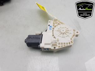 Begagnade Motor, dörrfönster Audi SQ5 (8RB) 3.0 TDI V6 24V Pris € 20,00 Marginaltabell erbjuds av AutoHam