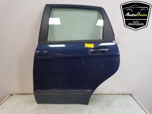 Begagnade Bakdörr, 4-dörrars, vänster Mercedes A (W169) 1.7 A-170 5-Drs. Pris € 125,00 Marginaltabell erbjuds av AutoHam