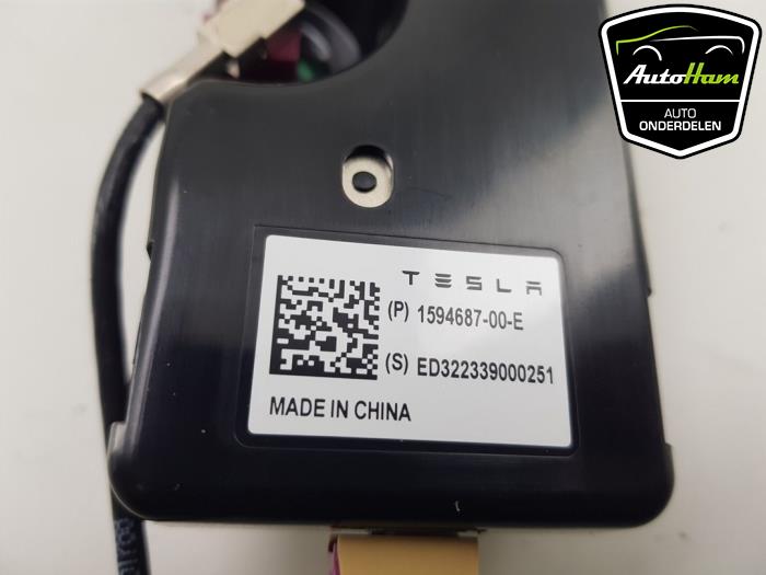 Bluetooth-modul från en Tesla Model S Plaid 2023