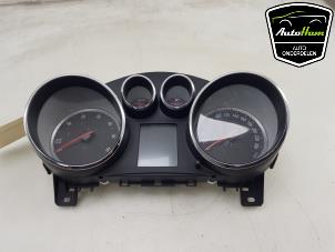 Gebruikte Instrumentenpaneel Opel Zafira Tourer (P12) 1.6 CDTI 16V ecoFLEX 136 Prijs € 100,00 Margeregeling aangeboden door AutoHam