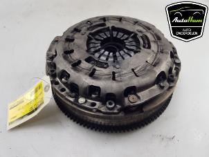 Gebruikte Dubbele massa vliegwiel BMW 3 serie (E92) 325i 24V Prijs € 250,00 Margeregeling aangeboden door AutoHam