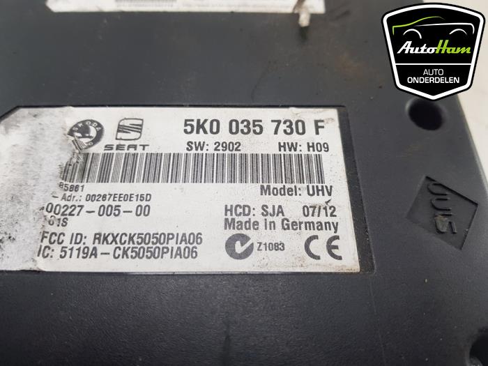 Bluetooth-modul från en Volkswagen Polo V (6R) 1.2 TDI 12V BlueMotion 2012