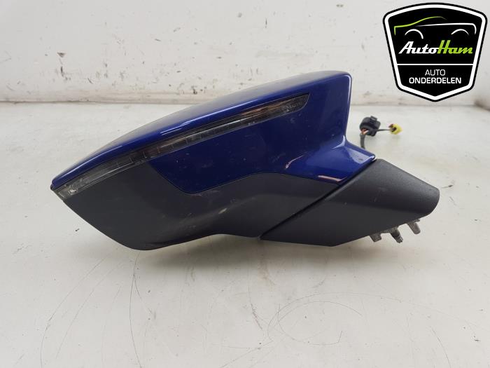 Skärmspegel, höger från en Seat Arona (KJX) 1.0 TSI 12V 2021