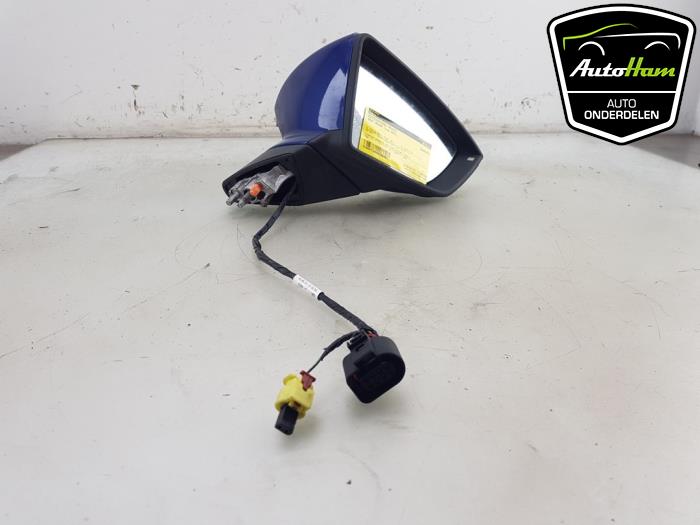 Skärmspegel, höger från en Seat Arona (KJX) 1.0 TSI 12V 2021