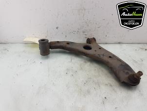 Gebruikte Triangel rechts-voor Mazda CX-5 I (KE,GH) 2.2 SkyActiv-D 150 16V 2WD Prijs € 75,00 Margeregeling aangeboden door AutoHam