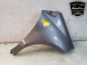 Begagnade Framskärm, höger Mercedes A (W169) 1.7 A-170 Pris € 100,00 Marginaltabell erbjuds av AutoHam